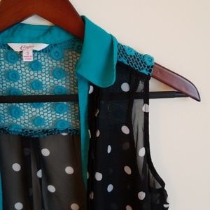 Candies sleeveless top